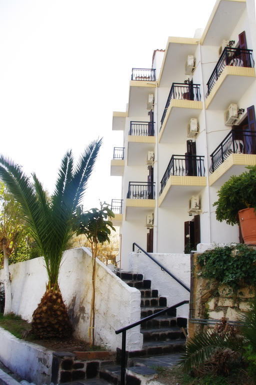 Hotel Rena Ágios Kírykos Kültér fotó
